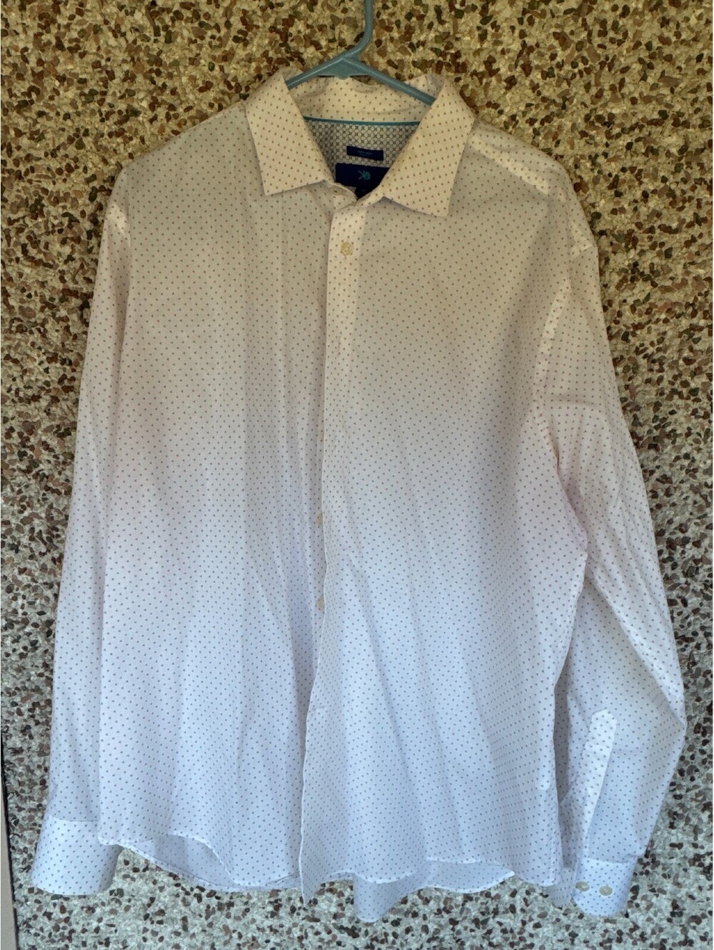 Egara Mens XL Dress Shirt White Red Dot Print Non Iron Slim Fit Stretch